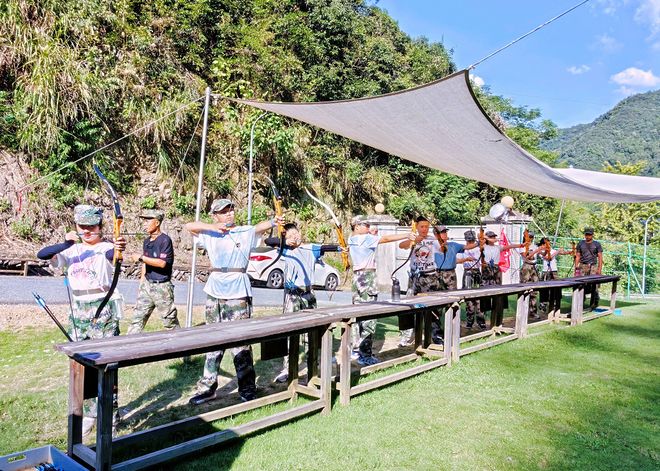 !杭州有家长“捏了把汗”冰球突破技巧本周密集启动(图2) !杭州有家长“捏了把汗”冰球突破技巧本周密集启动(图2)